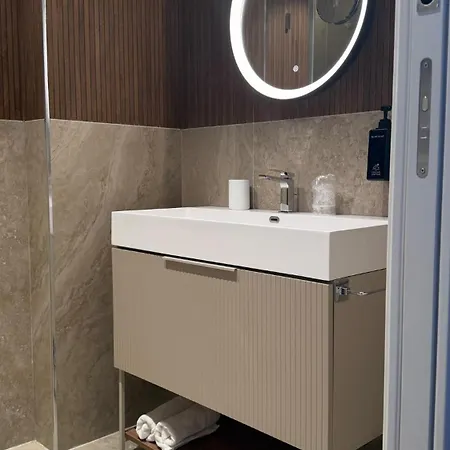 Tirone Luxury